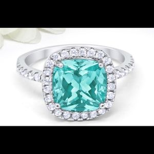STUNNING ! Paraiba Tourmaline Size 9. Never worn.